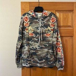 Savannah Jane pullover hoodie